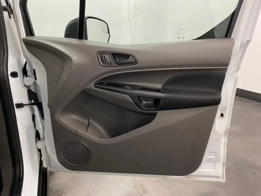 2022 Ford Transit Van XL photo 33