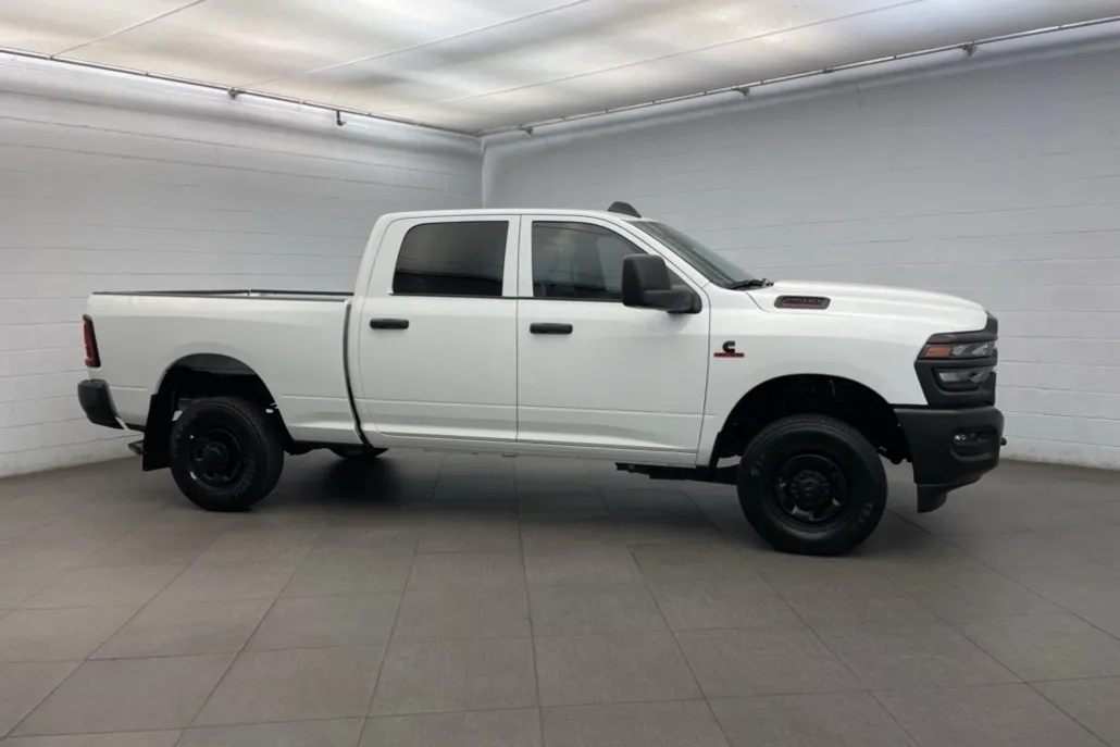 2025 Ram 2500 Tradesman photo 1