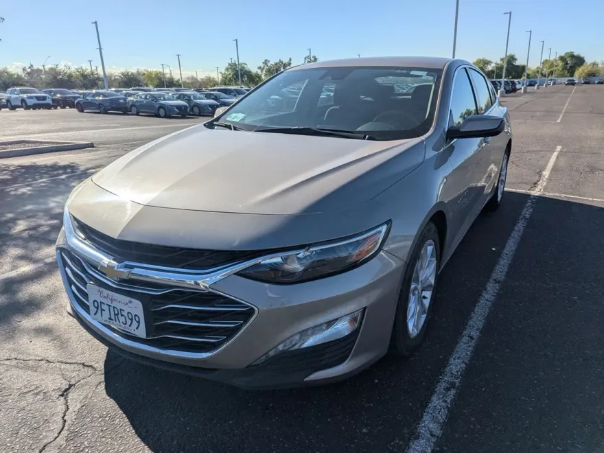 2023 Chevrolet Malibu 1LT photo 1