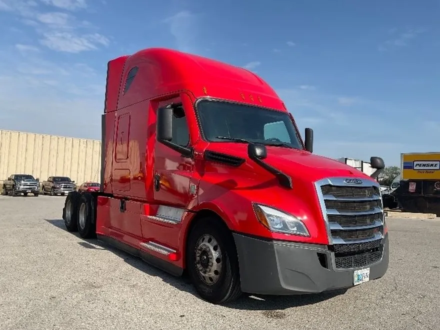 2022 Freightliner Cascadia 126" Sleeper Cab photo 1