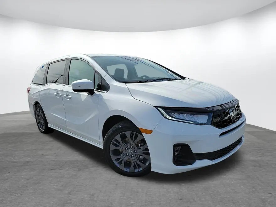 2025 Honda Odyssey Touring photo 1