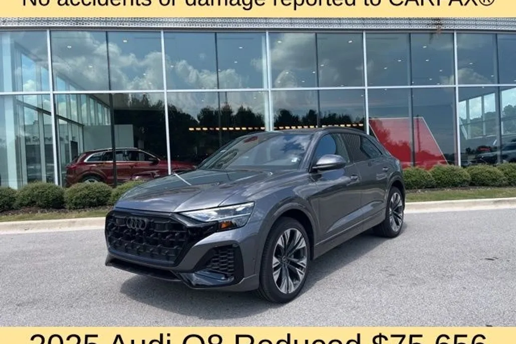 2025 Audi Q8 55 Premium Plus photo 1