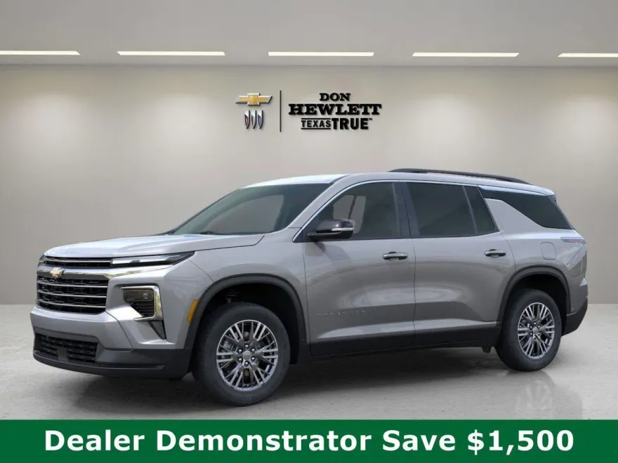 2025 Chevrolet Traverse photo 1