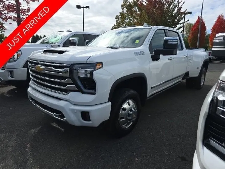 2024 Chevrolet Silverado 3500HD High Country photo 1