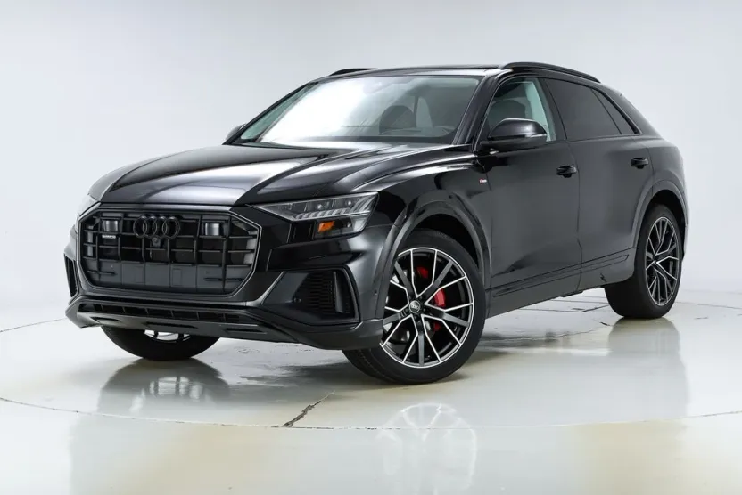 2023 Audi Q8 55 Prestige photo 1