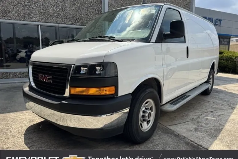 2023 Gmc Savana 2500 Cargo photo 1