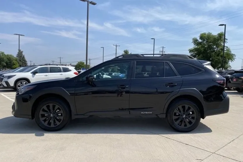 2025 Subaru Outback Onyx Edition photo 1