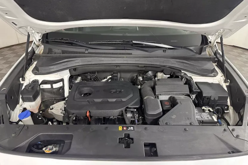 2020 Hyundai Santa Fe SEL photo 1