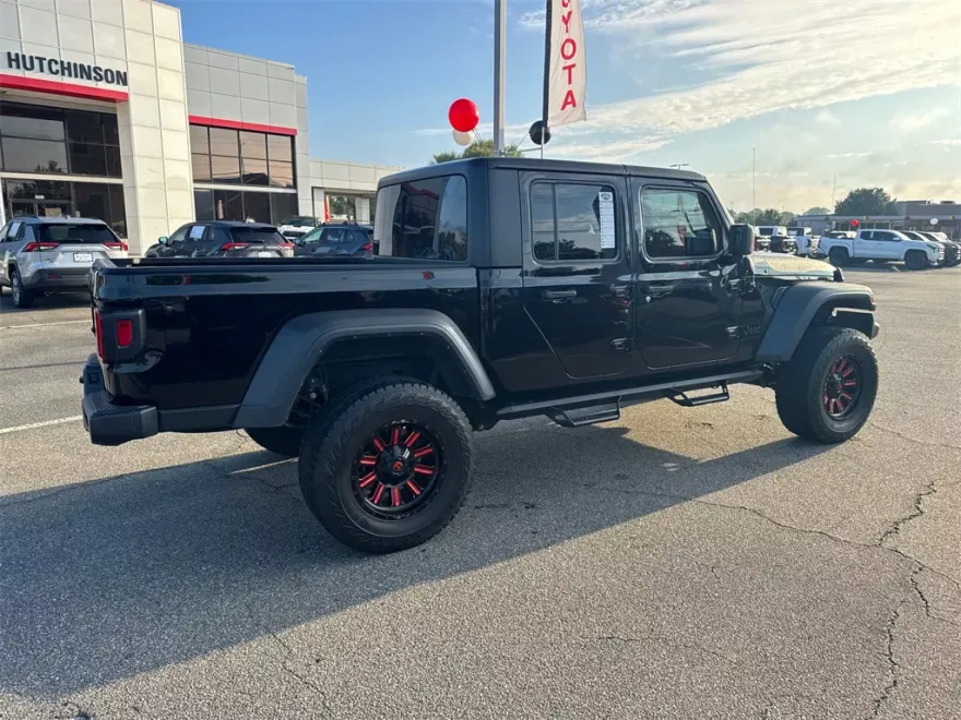 2022 Jeep Gladiator Sport photo 1