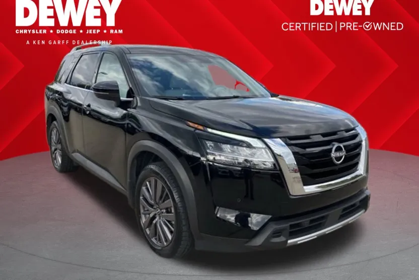 2023 Nissan Pathfinder SL photo 1