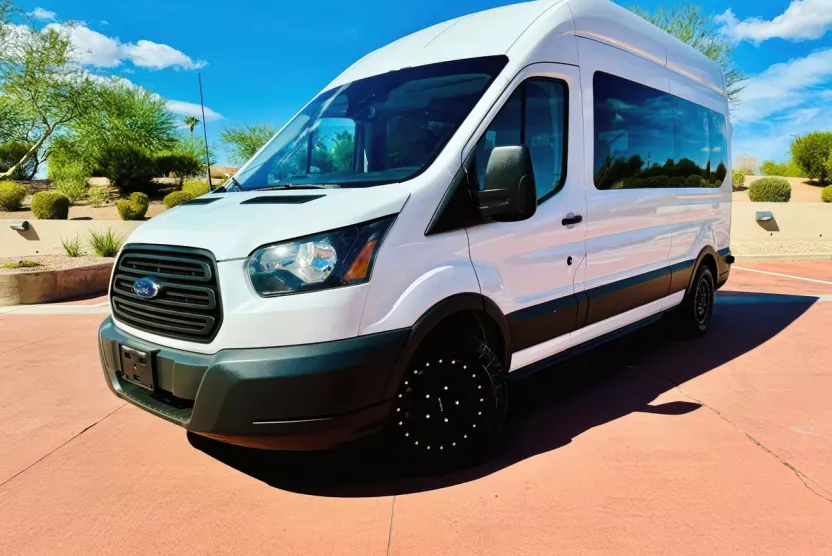 2016 Ford Transit Passenger photo 1
