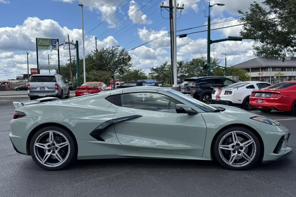 2024 Chevrolet Corvette Stingray 2LT Coupe photo 1