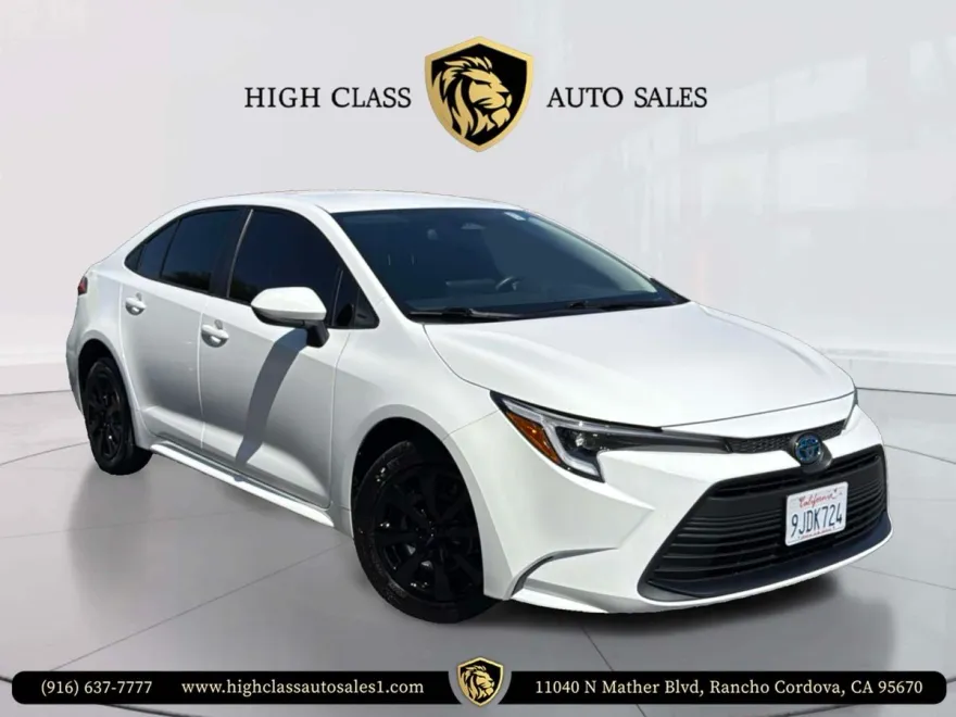 2024 Toyota Corolla Hybrid LE photo 1