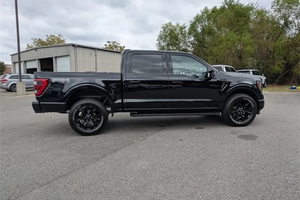 2023 Ford F-150 Lariat photo 1