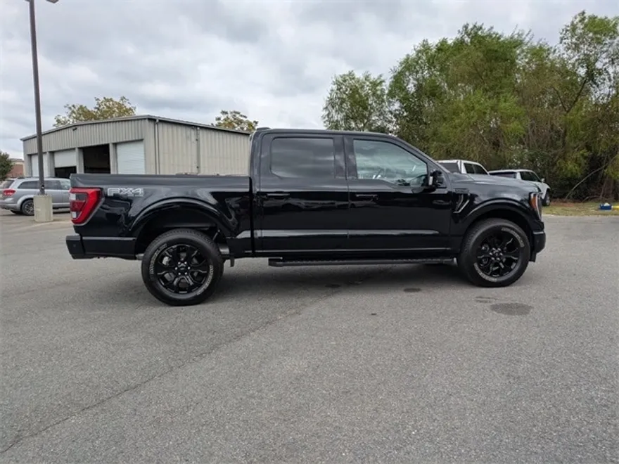 2023 Ford F-150 Lariat photo 1