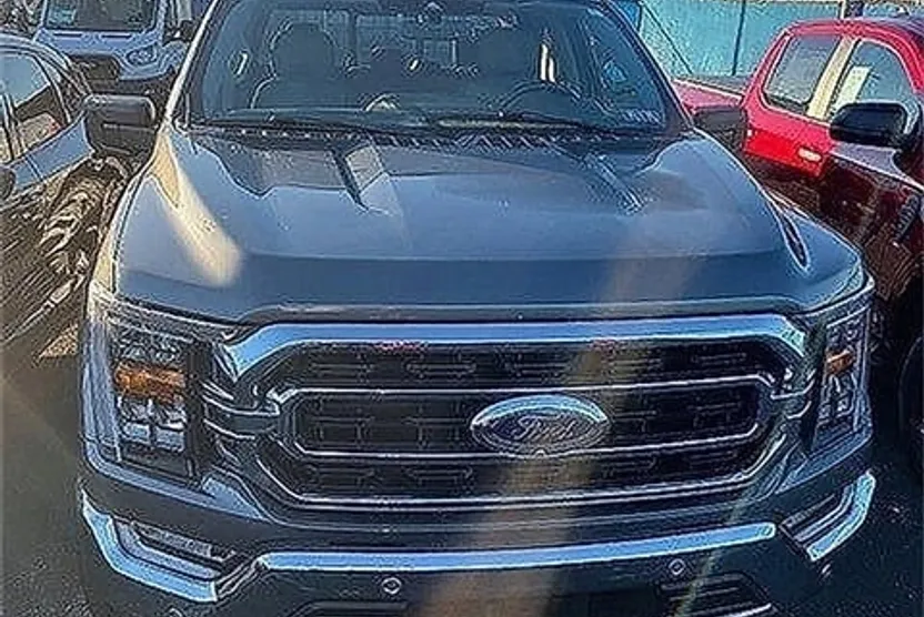 2021 Ford F-150 XLT photo 1
