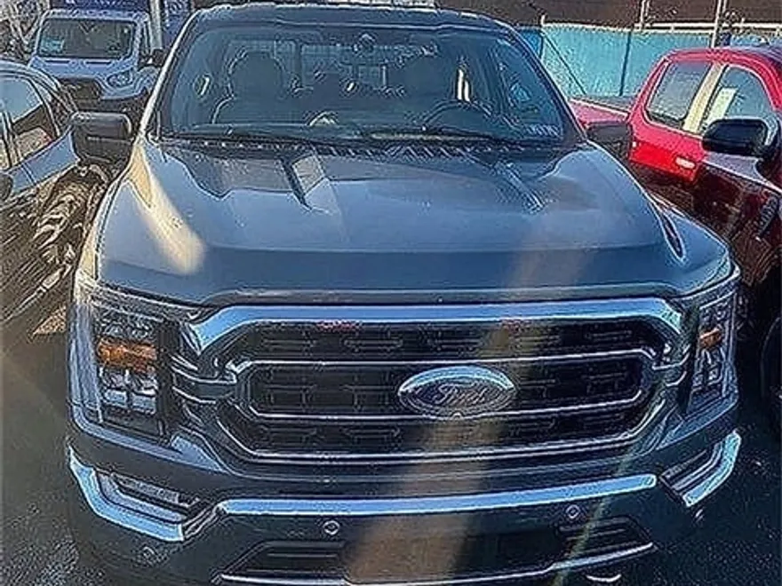 2021 Ford F-150 XLT photo 1