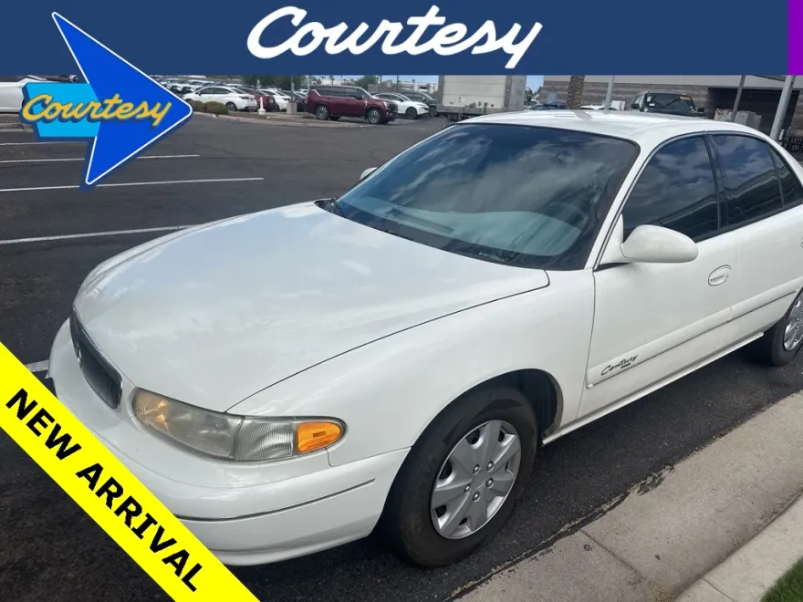 2001 Buick Century Custom photo 1