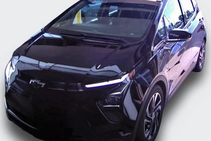 2022 Chevrolet Bolt EV 1LT photo 1
