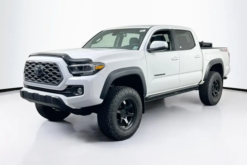 2021 Toyota Tacoma SR5 photo 1