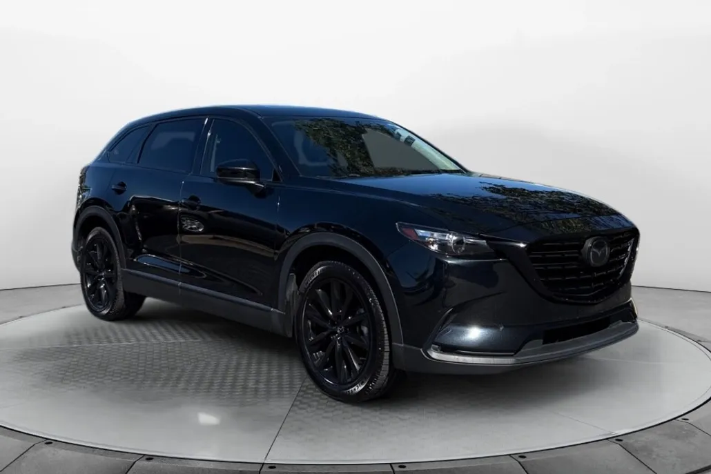 2023 Mazda CX-9 Touring photo 1