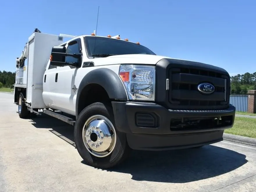 2013 Ford F-550 XL photo 1