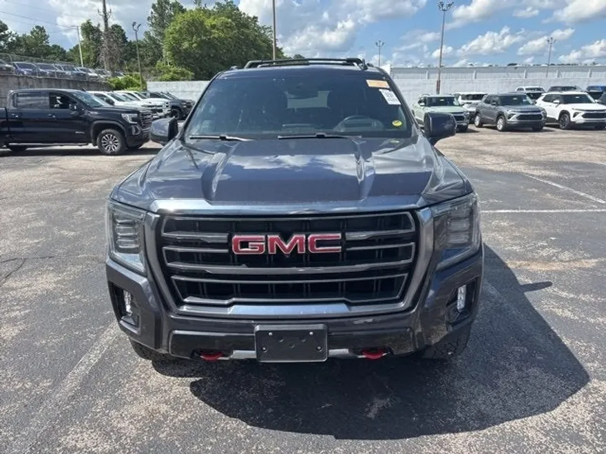 2023 Gmc Yukon AT4 photo 1