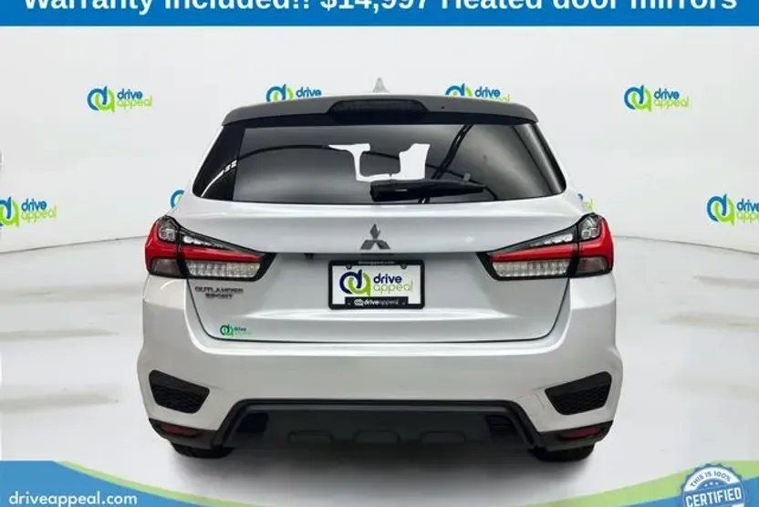 2022 Mitsubishi Outlander Sport ES photo 1