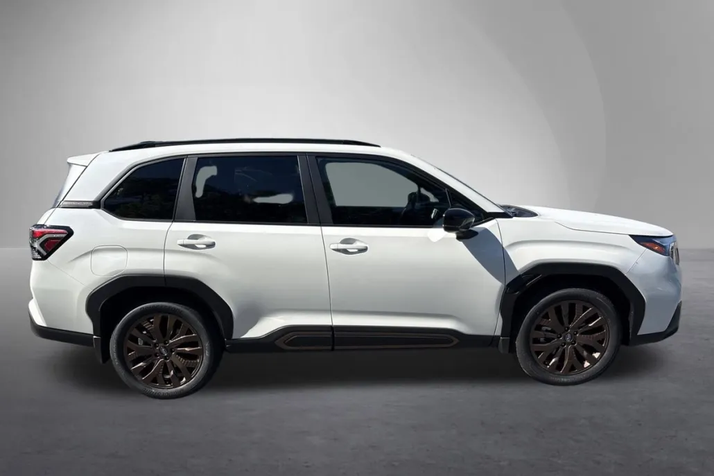 2025 Subaru Forester Sport photo 1