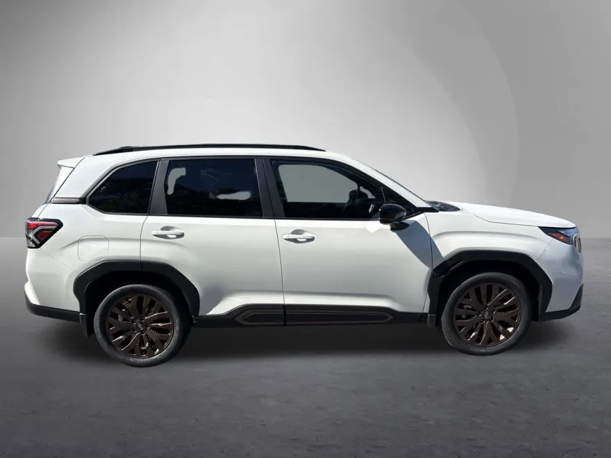 2025 Subaru Forester Sport photo 1