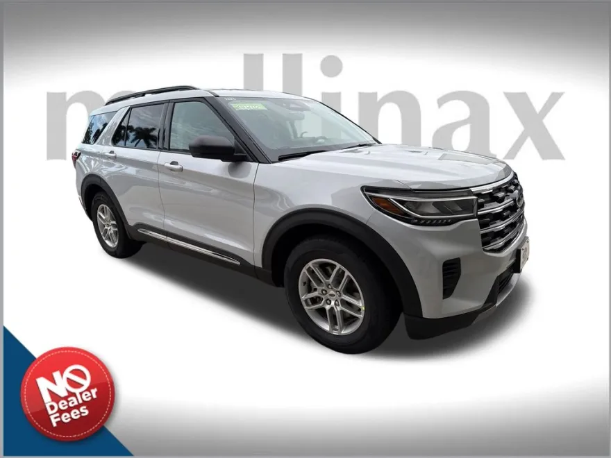 2025 Ford Explorer photo 1