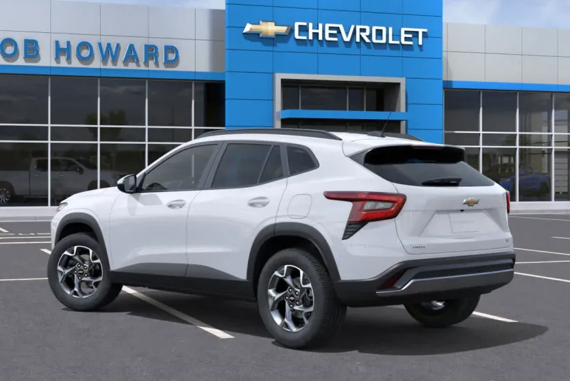 2025 Chevrolet Trax LT photo 1