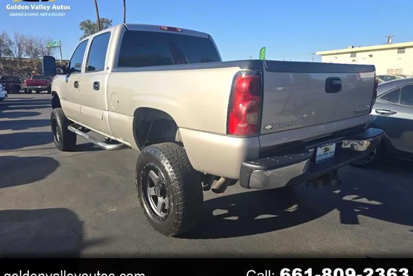 2004 Chevrolet Silverado 2500HD photo 1