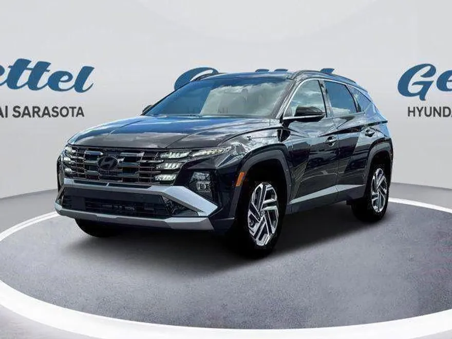 2025 Hyundai Tucson Hybrid Limited photo 1