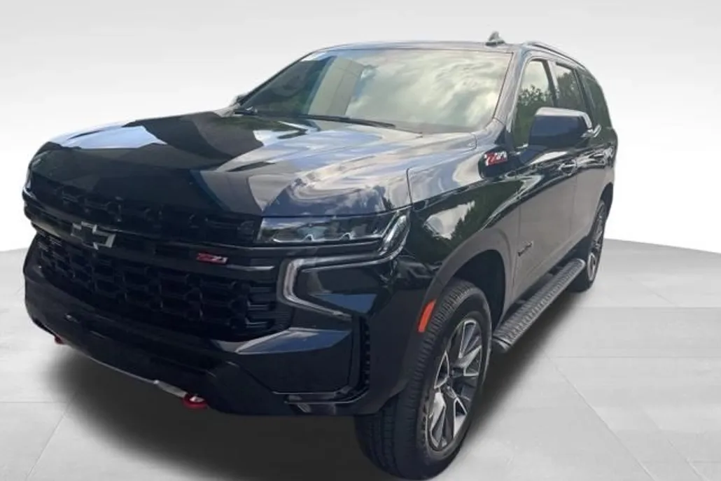 2024 Chevrolet Tahoe Z71 photo 1