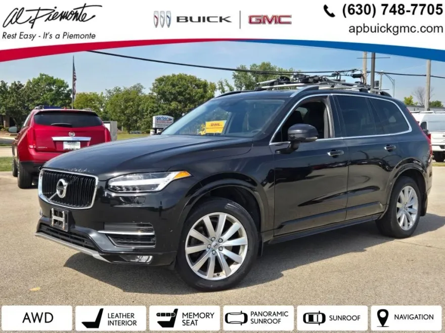 2017 Volvo XC90 Momentum photo 1