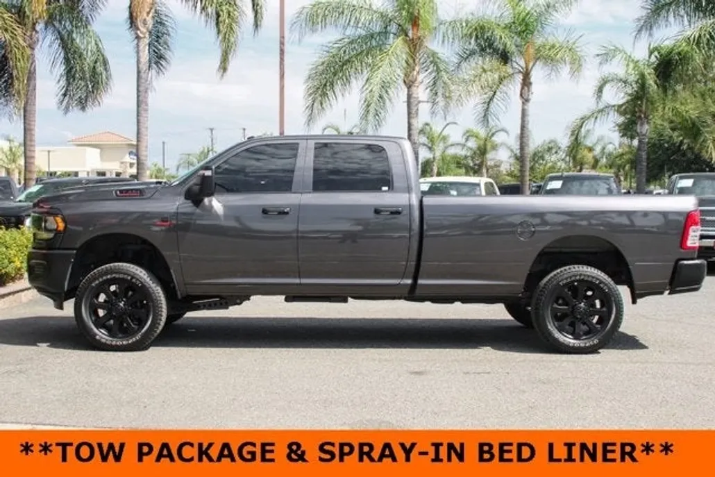 2024 Ram 3500 Tradesman photo 1