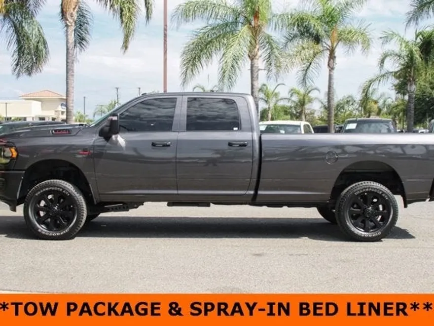 2024 Ram 3500 Tradesman photo 1
