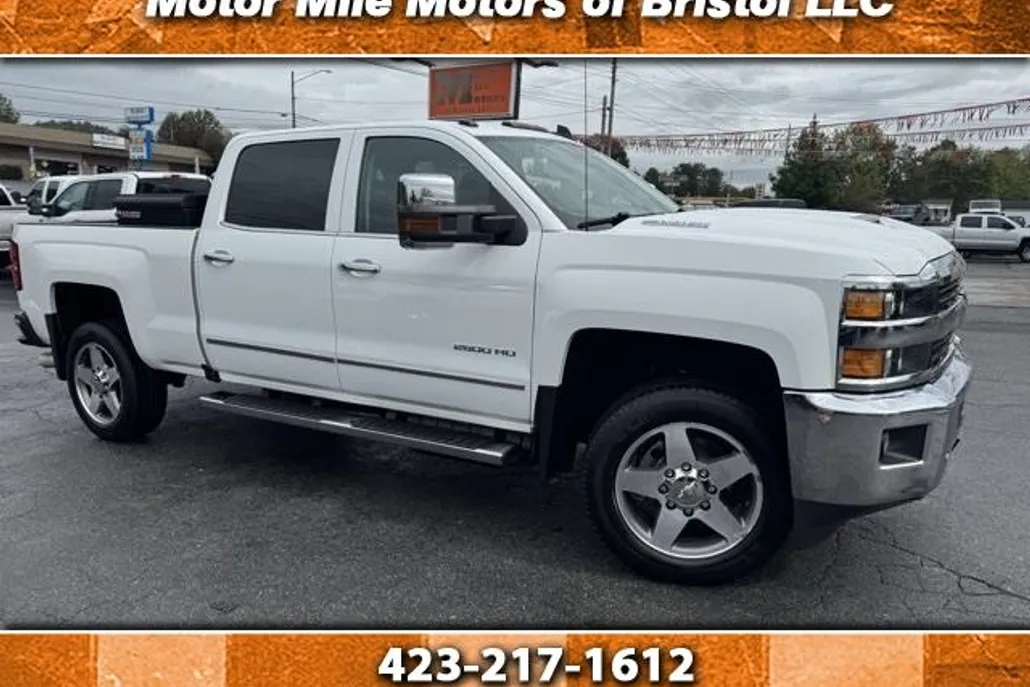 2017 Chevrolet Silverado 2500HD LTZ photo 1