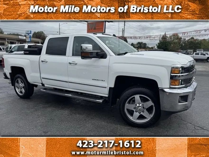 2017 Chevrolet Silverado 2500HD LTZ photo 1