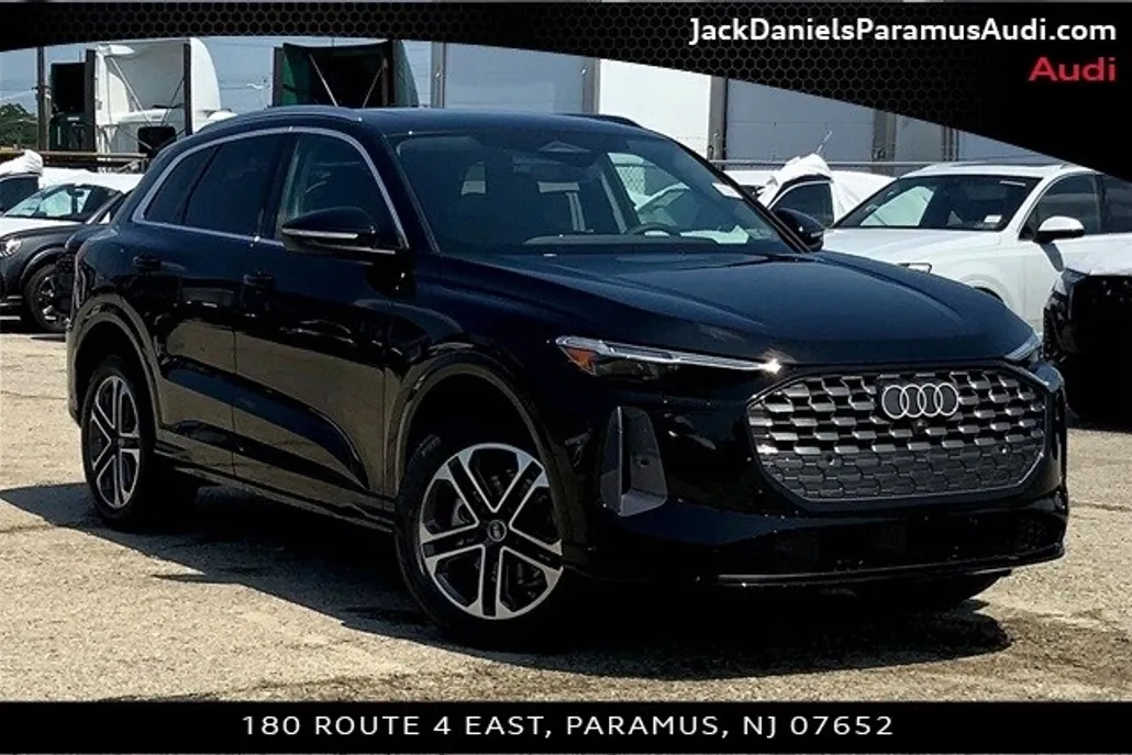 2025 Audi Q5 2.0T Premium Plus photo 1