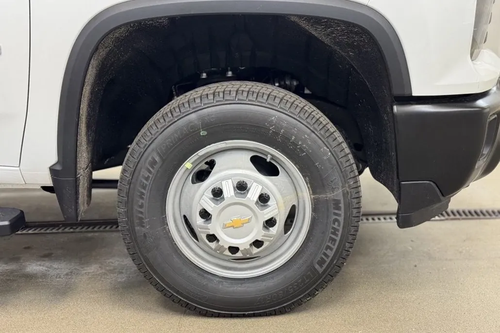 2025 Chevrolet Silverado 3500HD Work Truck photo 1