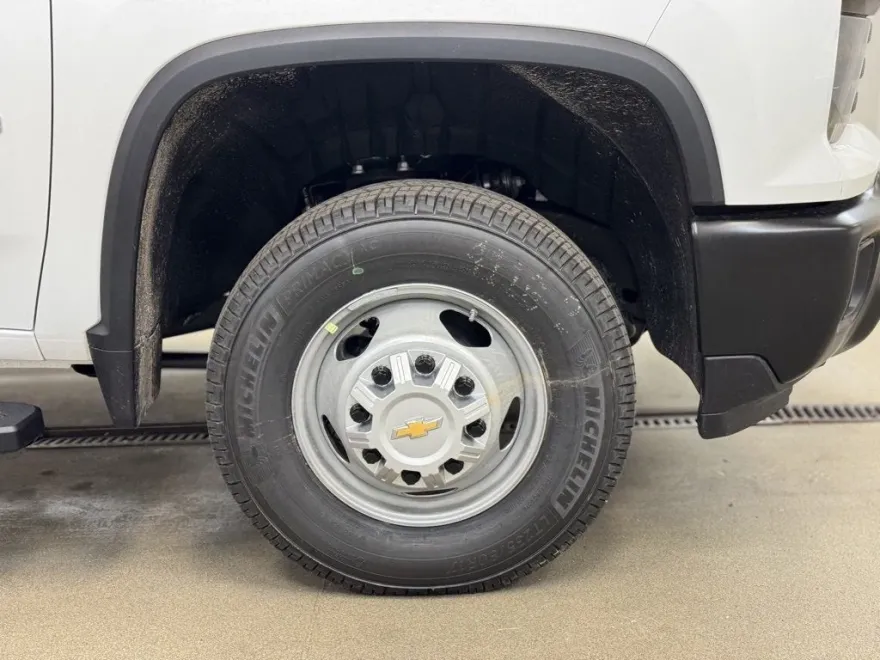 2025 Chevrolet Silverado 3500HD Work Truck photo 1