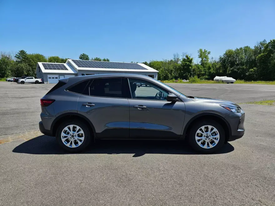 2025 Ford Escape Active photo 1