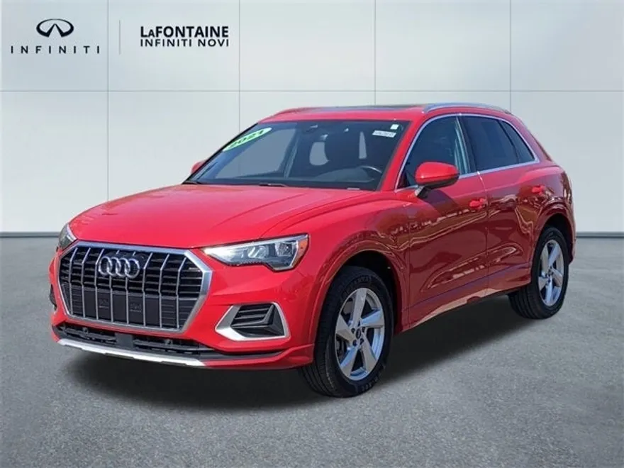 2021 Audi Q3 Premium photo 1