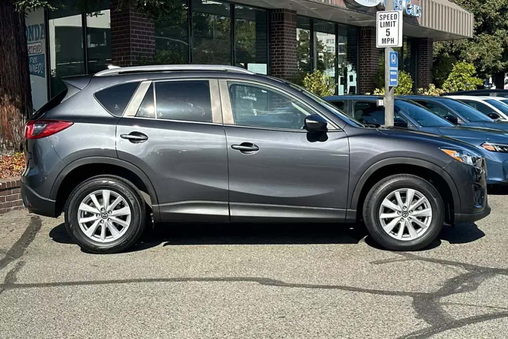 2015 Mazda CX-5 Touring photo 1