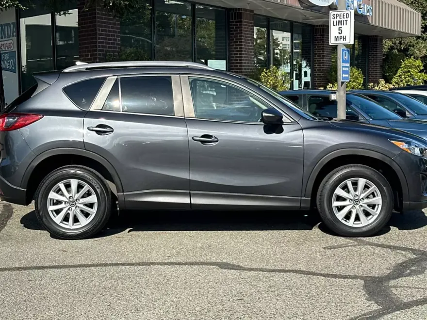 2015 Mazda CX-5 Touring photo 1