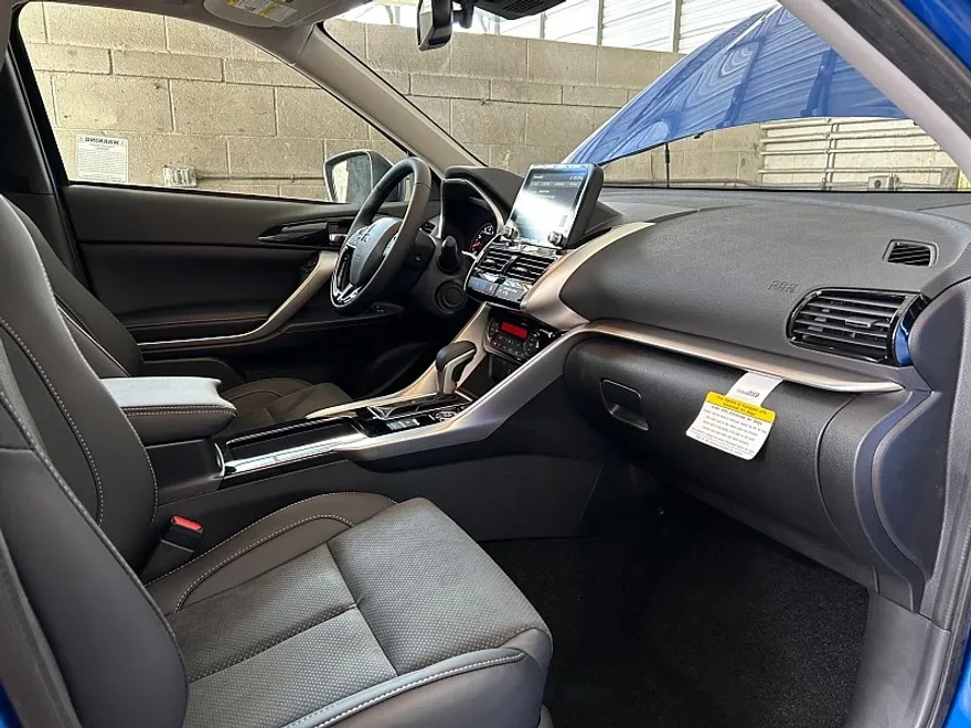 2026 Mitsubishi Eclipse Cross SEL photo 1