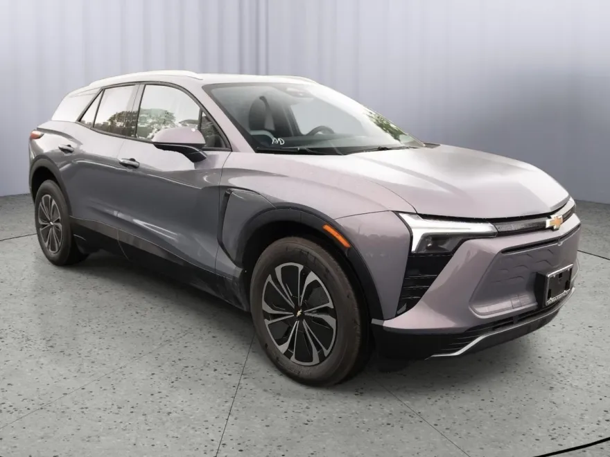 2025 Chevrolet Blazer EV photo 1