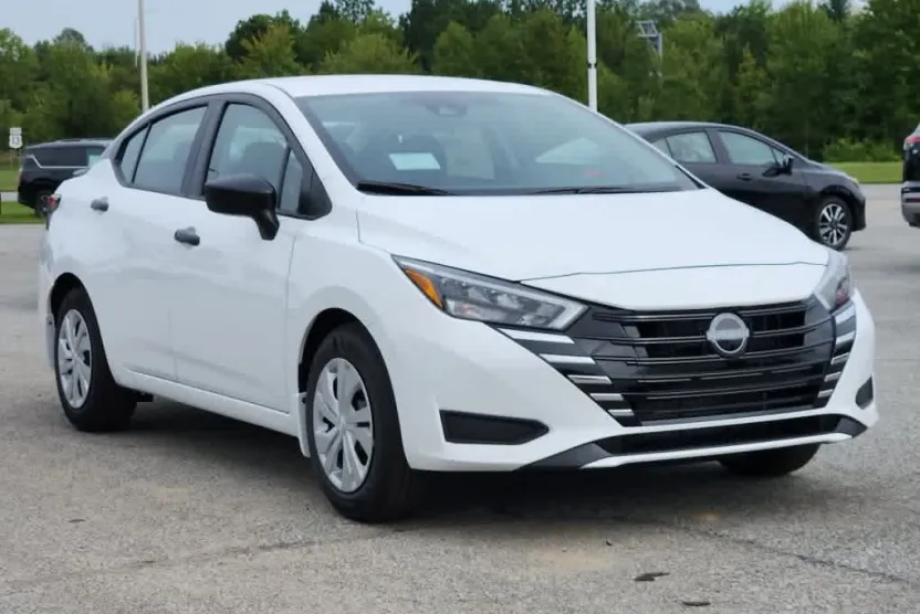 2025 Nissan Versa S photo 1